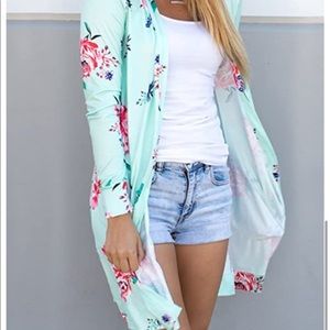 Ecowish NWOT, floral lightweight cardigan, xxl